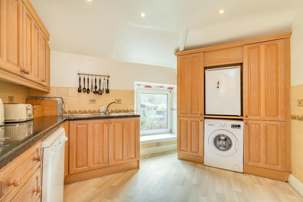Dales Croft Apartment Бакстон Экстерьер фото